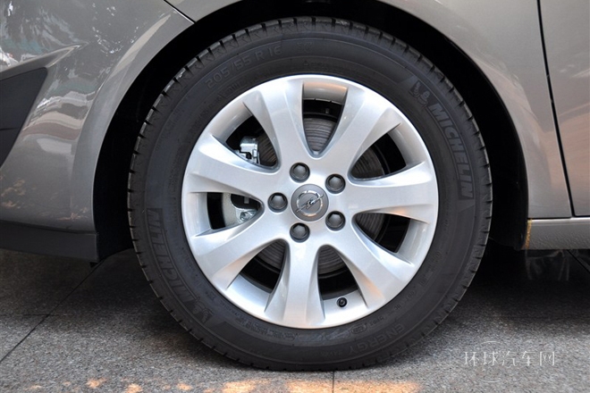 2013款 1.4T 豪华型