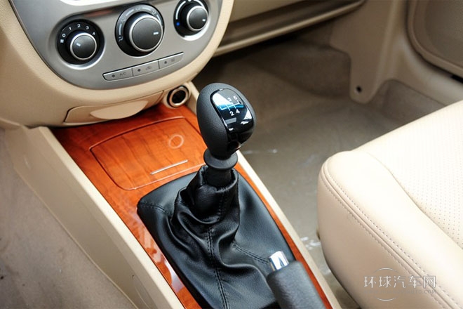 2013款 1.5L 手动 尊享型