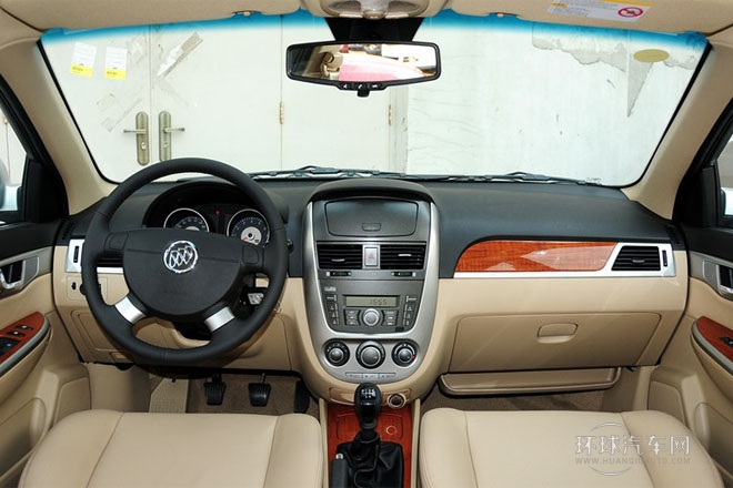 2013款 1.5L 手动 尊享型