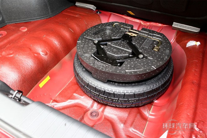 2013款 1.5L 自动 尊享型