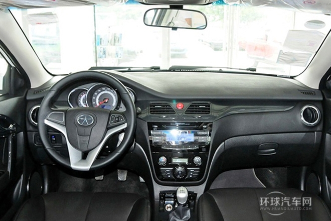 2012款 1.5L 手动尊贵运动型