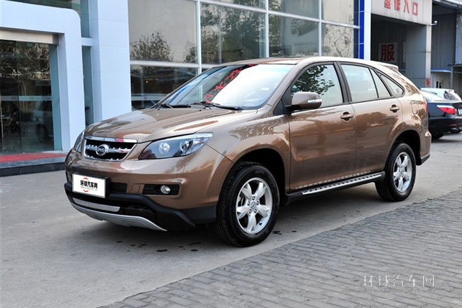 2014款 2.4L 手动尊贵型