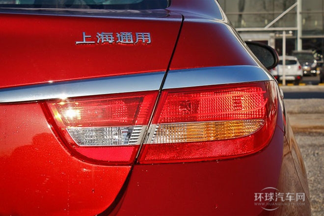 2013款 1.6L 自动 舒适版