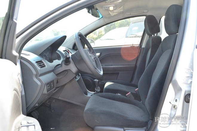 2014款 1.3L 手动豪华型