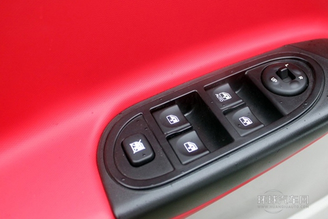 2014款 CROSS 1.3L 手动舒适型