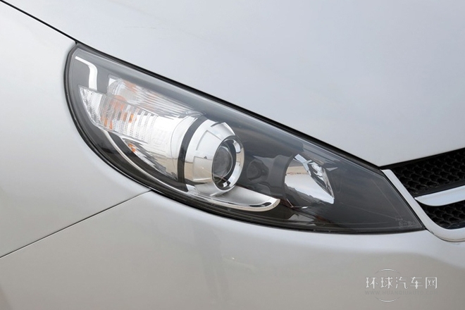 2013款 1.8L MT豪华型