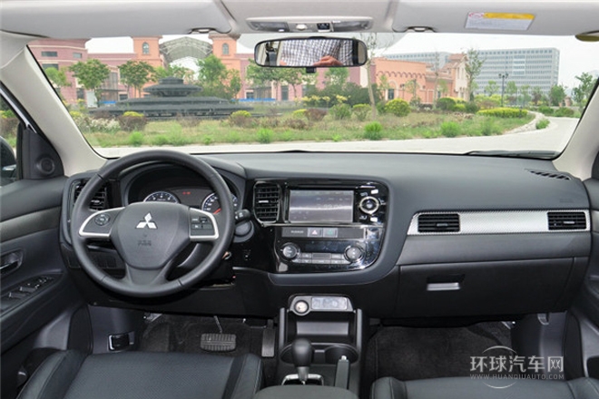 2013款 2.0L 四驱都市导航版 5座