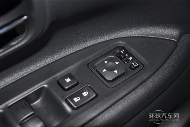 2013款 2.4L 四驱豪华导航版 5座