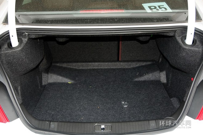 2013款 2.4L SIDI豪华舒适型