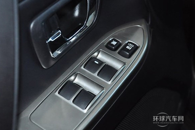 2012款 3.8L 三门炫酷版