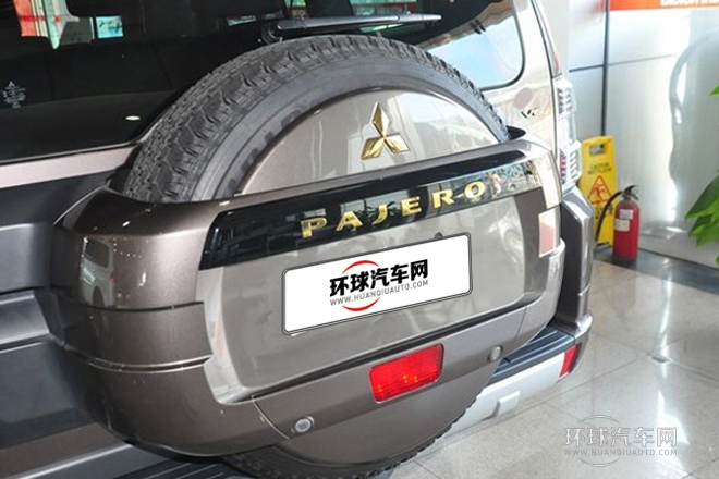 2012款 3.8L 旗舰版