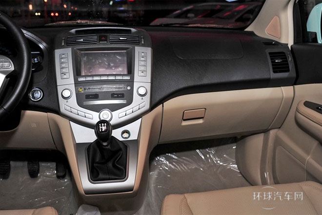 2013款 白金版 2.0L 手动尊享型
