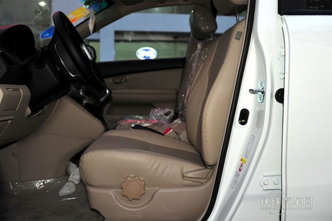 2013款 白金版 2.0L 手动尊享型