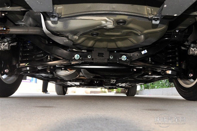 2011款 三厢 1.6L 手动舒适型