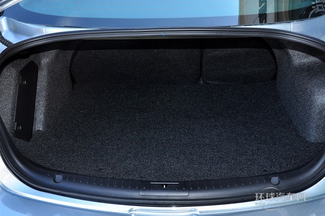 2011款 三厢 1.6L 手动舒适型