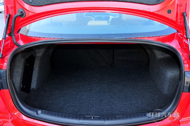 2011款 三厢 1.6L 自动舒适型