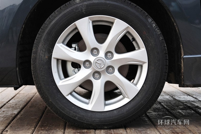 2011款 三厢 2.0L 手动运动型