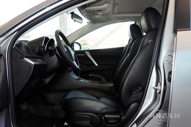2011款 三厢 2.0L 自动豪华型