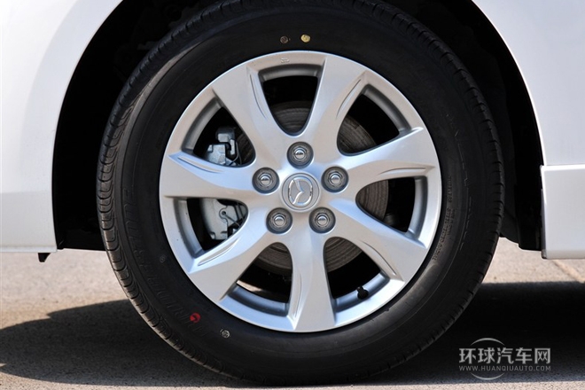 2012款 两厢 2.0L 手动运动型