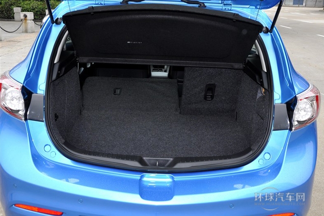 2012款 两厢 2.0L 自动豪华型