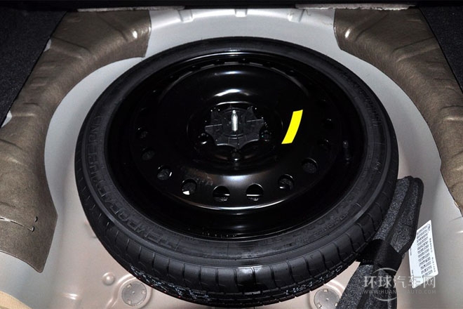 2013款 2.4L SIDI领先舒适型