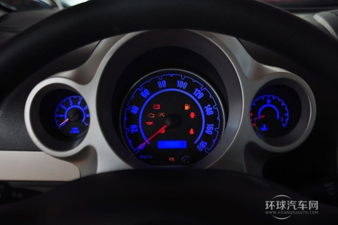 2012款 CROSS 1.0L 豪华型