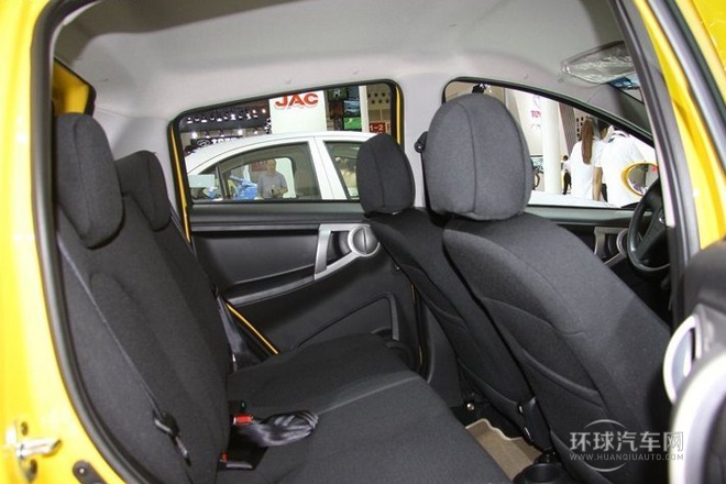 2012款 CROSS 1.3L 豪华型