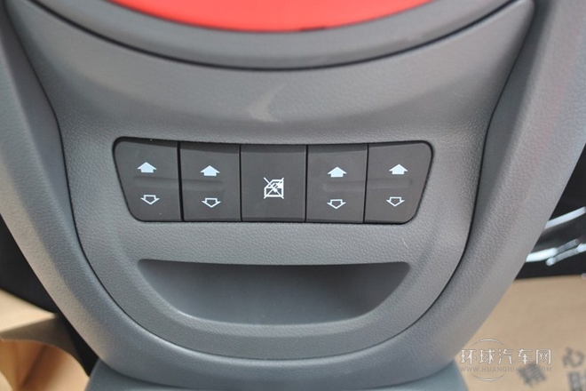 2013款 1.0L 舒适型