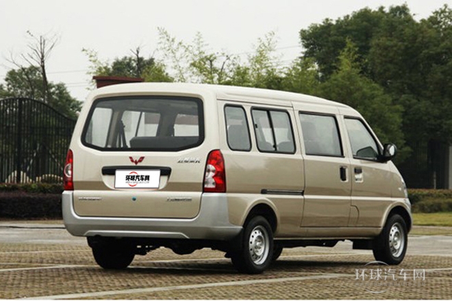 2012款 1.5L加长基本型