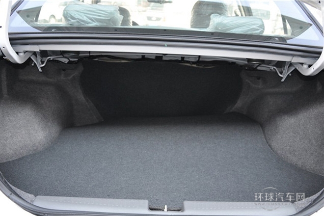 2012款 1.6L 手动舒适版Sei
