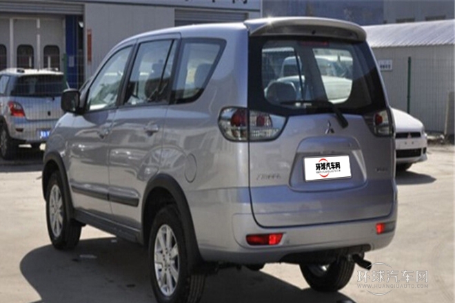 2011款 2.0L 手动挡经典型