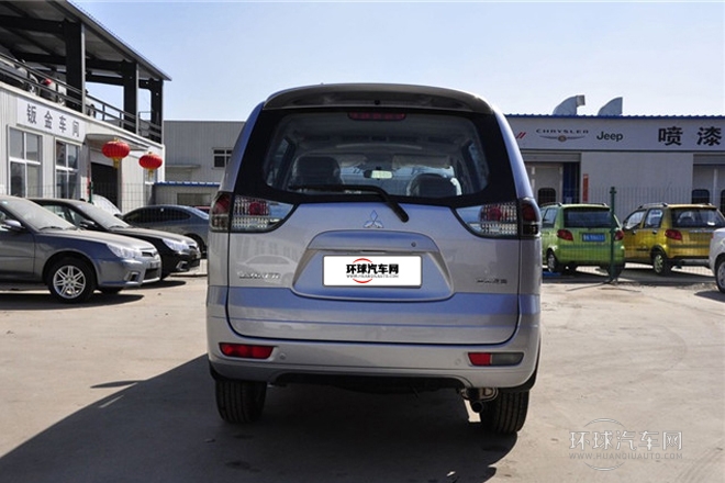 2011款 2.0L 手动挡经典型