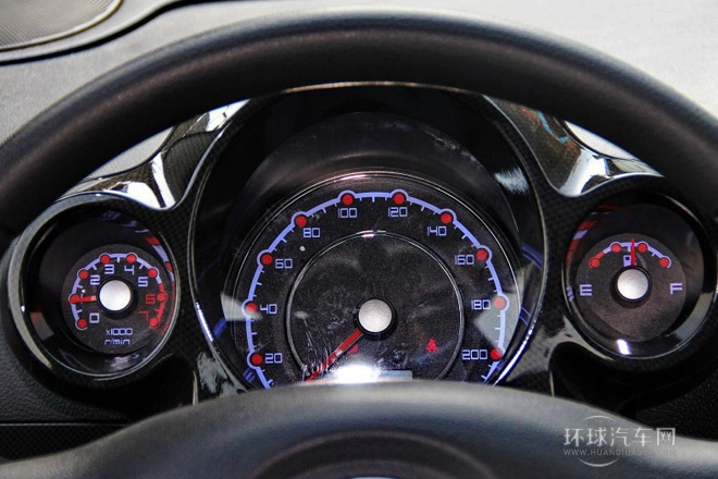 2014款 J2 1.0L 舒适型