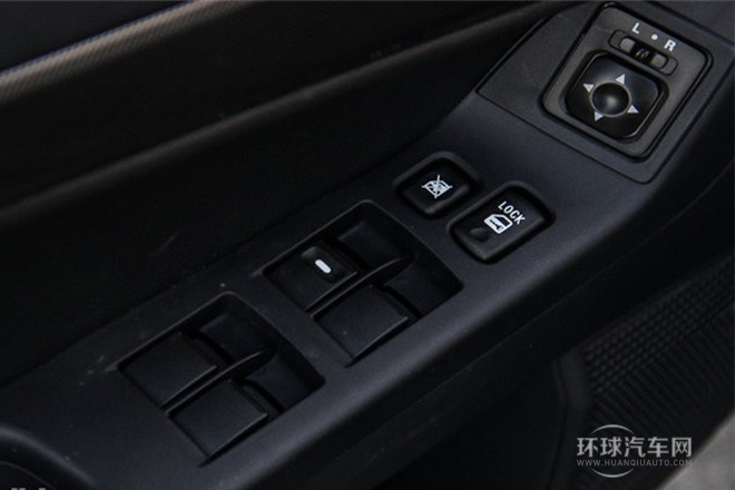 2013款 风尚版 1.6L 手动经典型