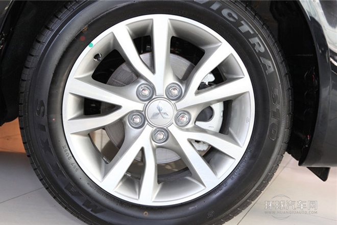 2013款 1.6L 手动经典型