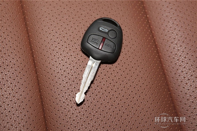 2013款 1.8L 自动旗舰型 国IV