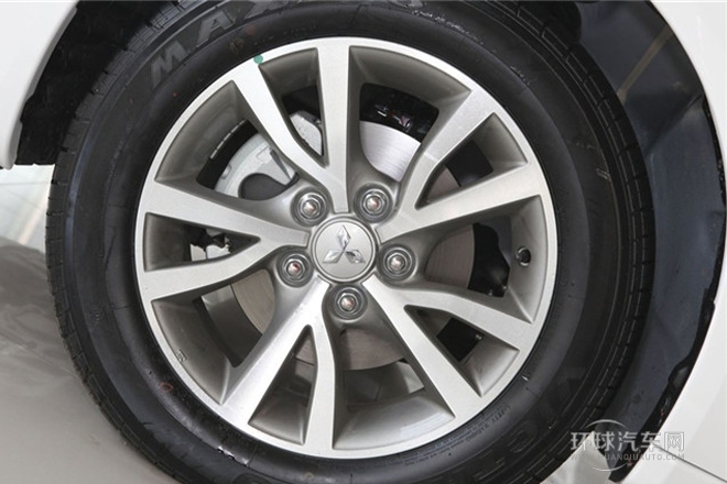 2013款 1.8L 自动旗舰型 国IV