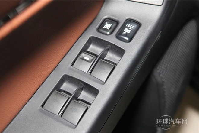2013款 1.8L 自动旗舰型 国IV