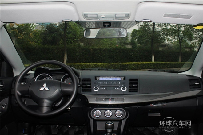 2013款 1.8L 手动舒适型 国V
