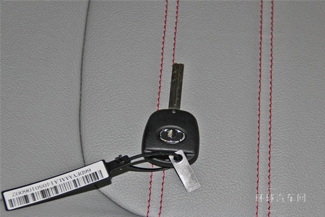 2014款 1.5L 两驱豪华型