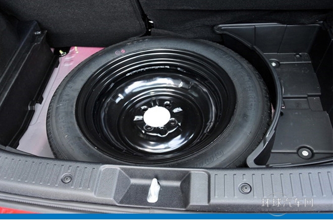 2012款 1.5L 两驱舒适型