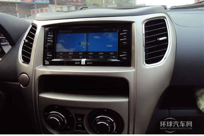 2012款 1.5L 两驱豪华型