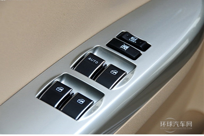 2013款 1.5L 手动舒适型