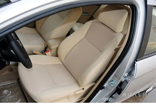 2013款 1.5L 手动舒适型