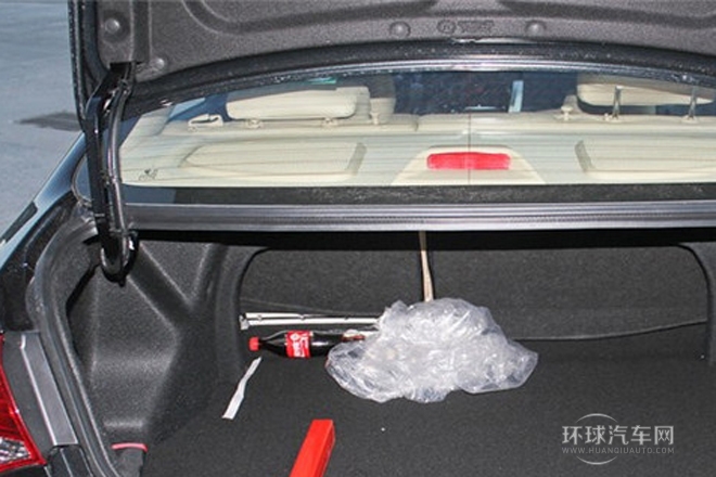 2013款 1.5L 手动豪华型