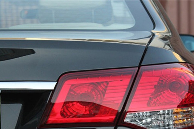 2013款 1.5L 手动豪华型