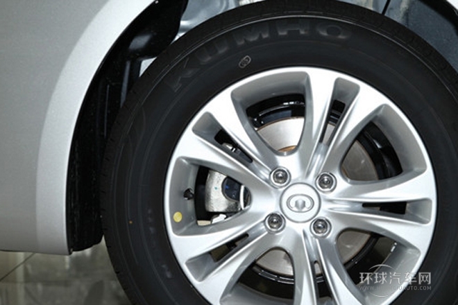 2013款 1.5L CVT豪华型