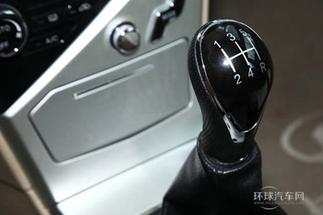 2013款 1.5L CVT豪华型