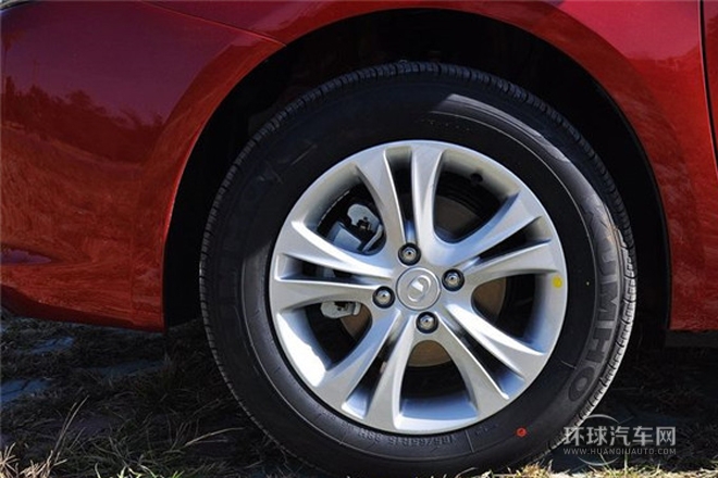 2013款 1.5L 手动精英型