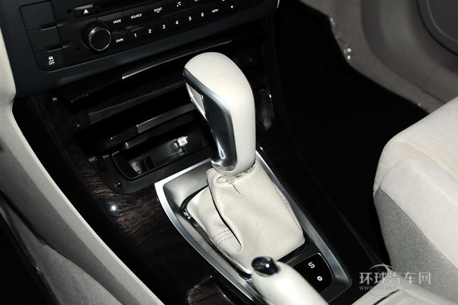 2014款 2.0L 自动尊悦型